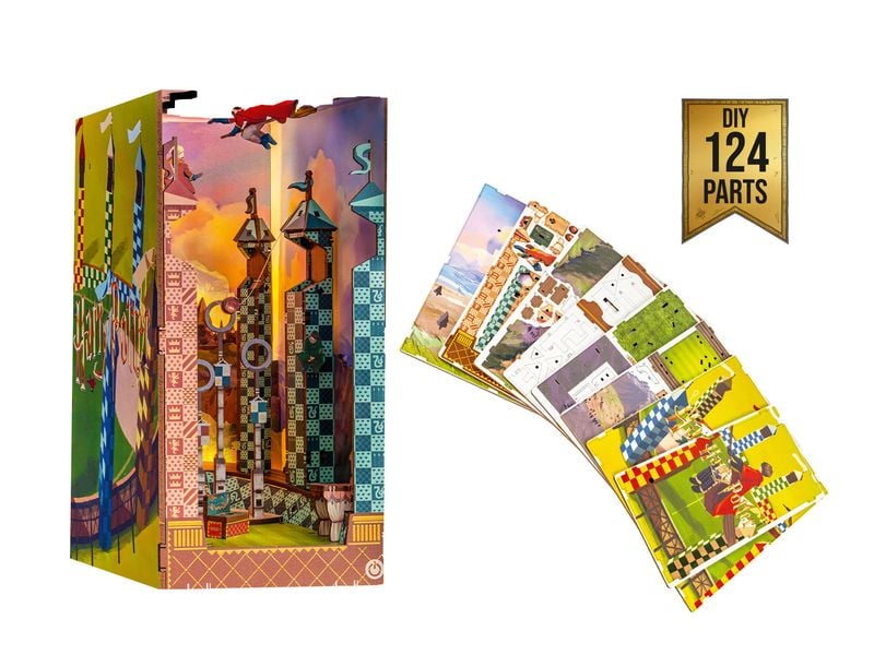 Revell Bausatz Quiddich Field Harry Potter Zauberhafte Miniaturwelt mit LED-Beleuchtung für Ihr Bücherregal