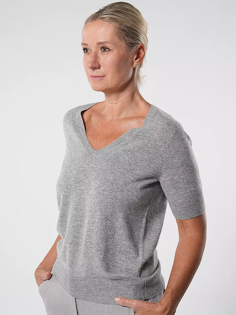 RIANI Pullover grau