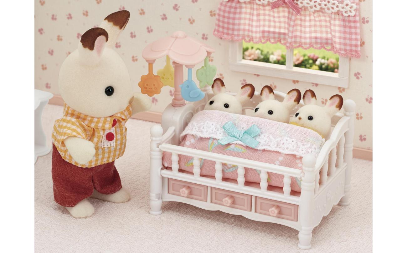 Sylvanian Families 5534 Bed voor drieling met mobiel