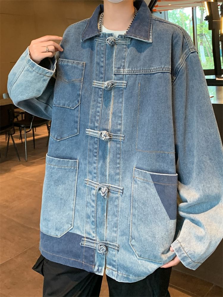 Plummie - Gewassen denim jack met kraag en kikkersluiting