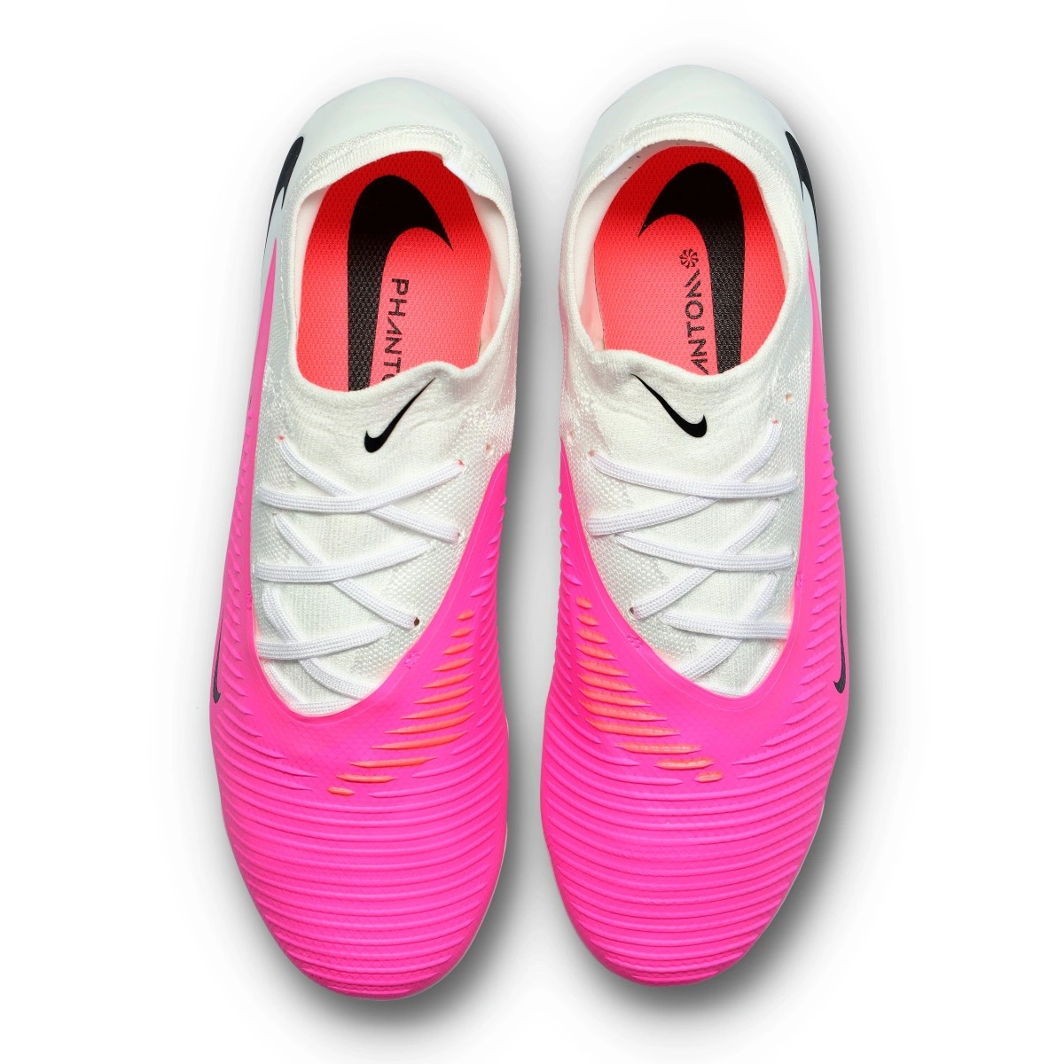 Chuteira Nike Phantom 6 Low Pro FG