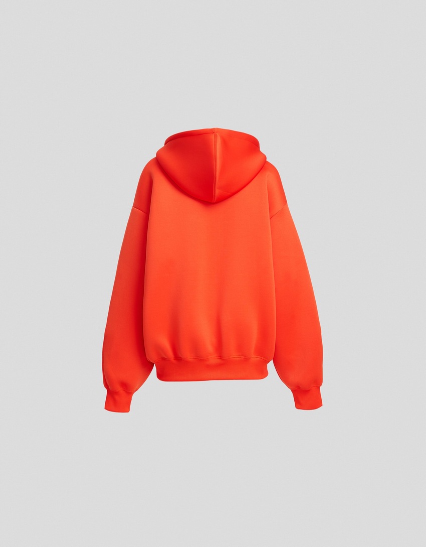 Moletom com capuz Generation Bershka com estampa técnica