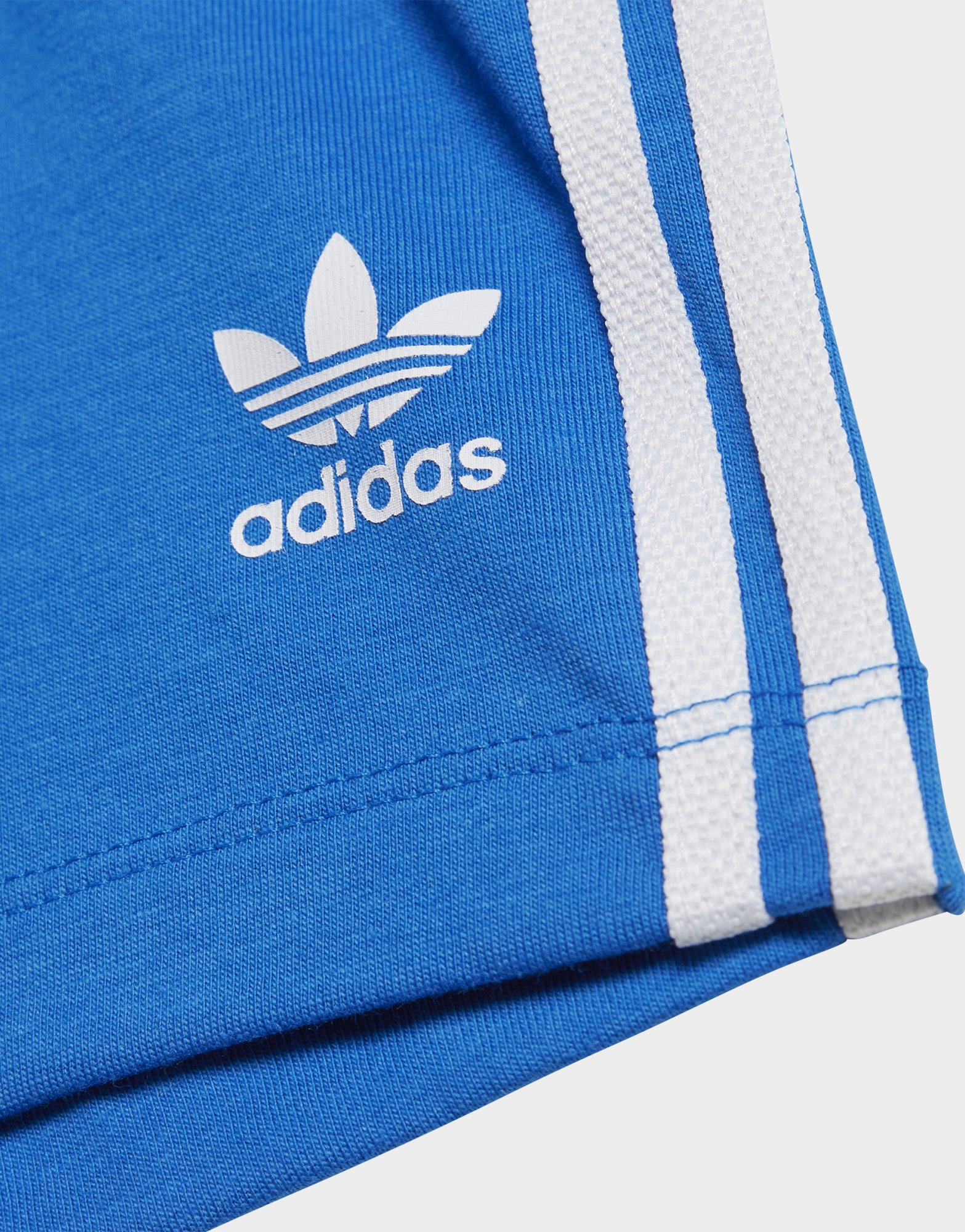 adidas Originals Ensemble t-shirt et short Trefoil