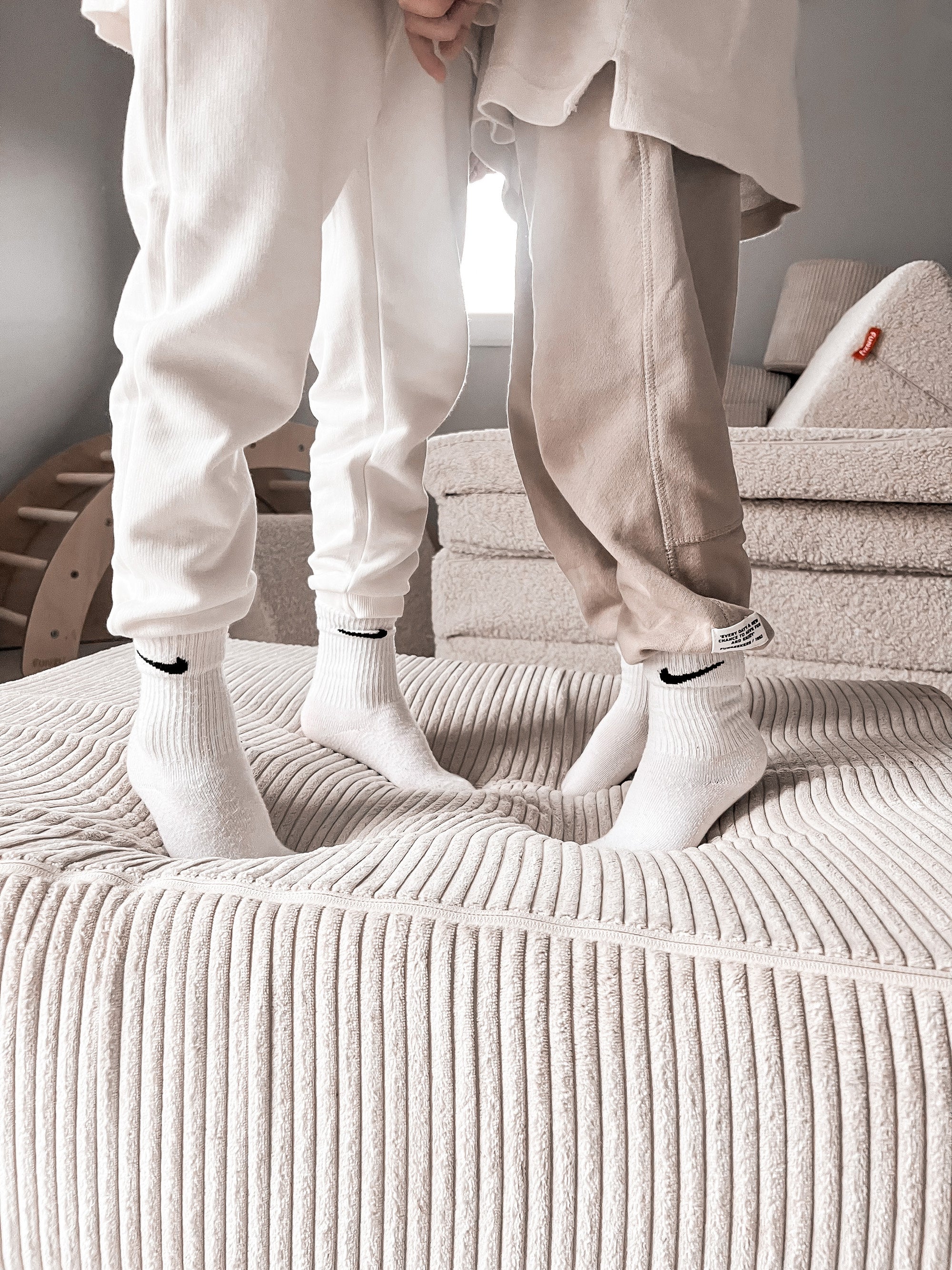 Kinderspringmatras Mila van corduroy