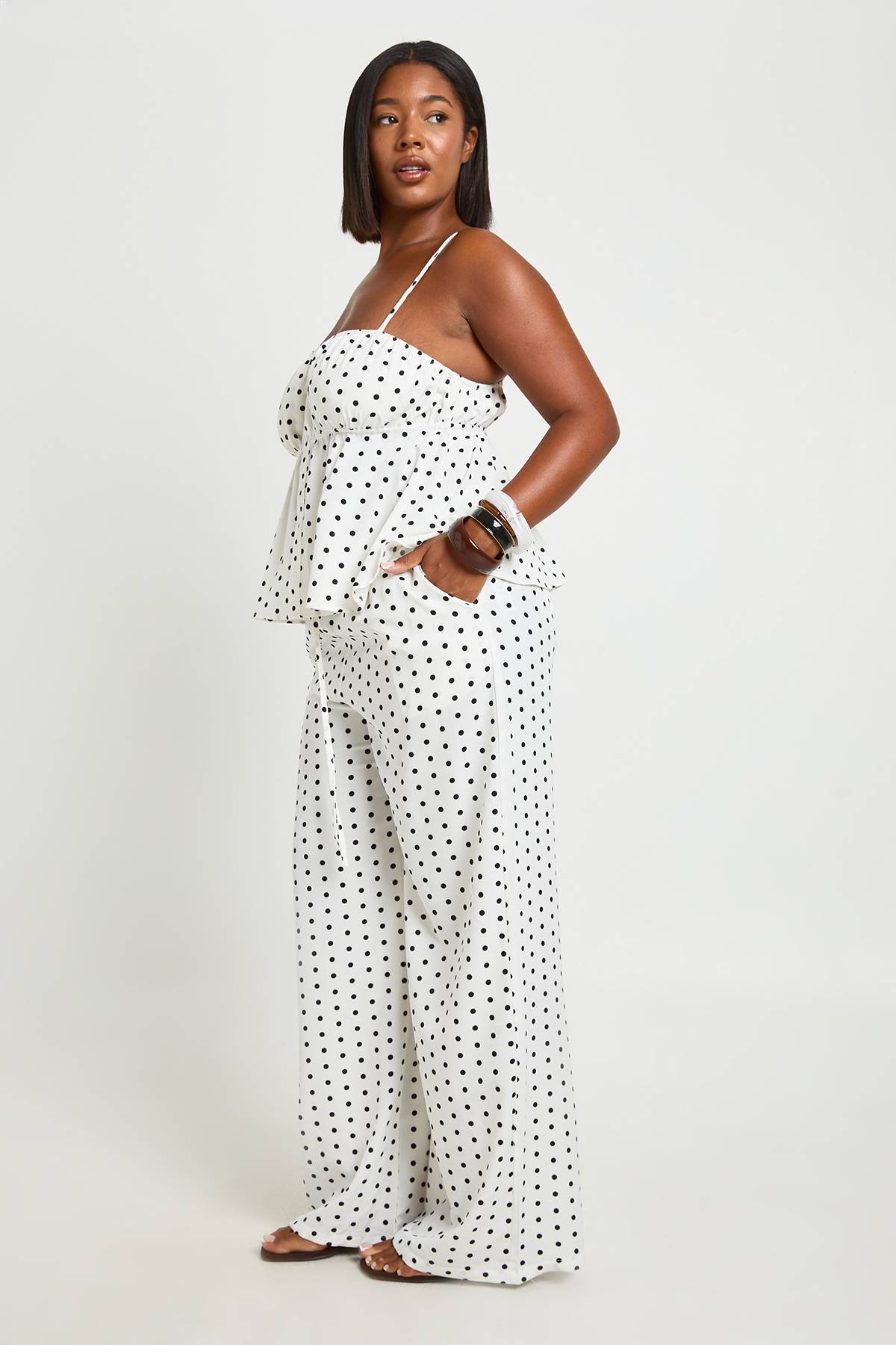 boohoo Pantalon Grande Taille À Jambes Larges À Pois