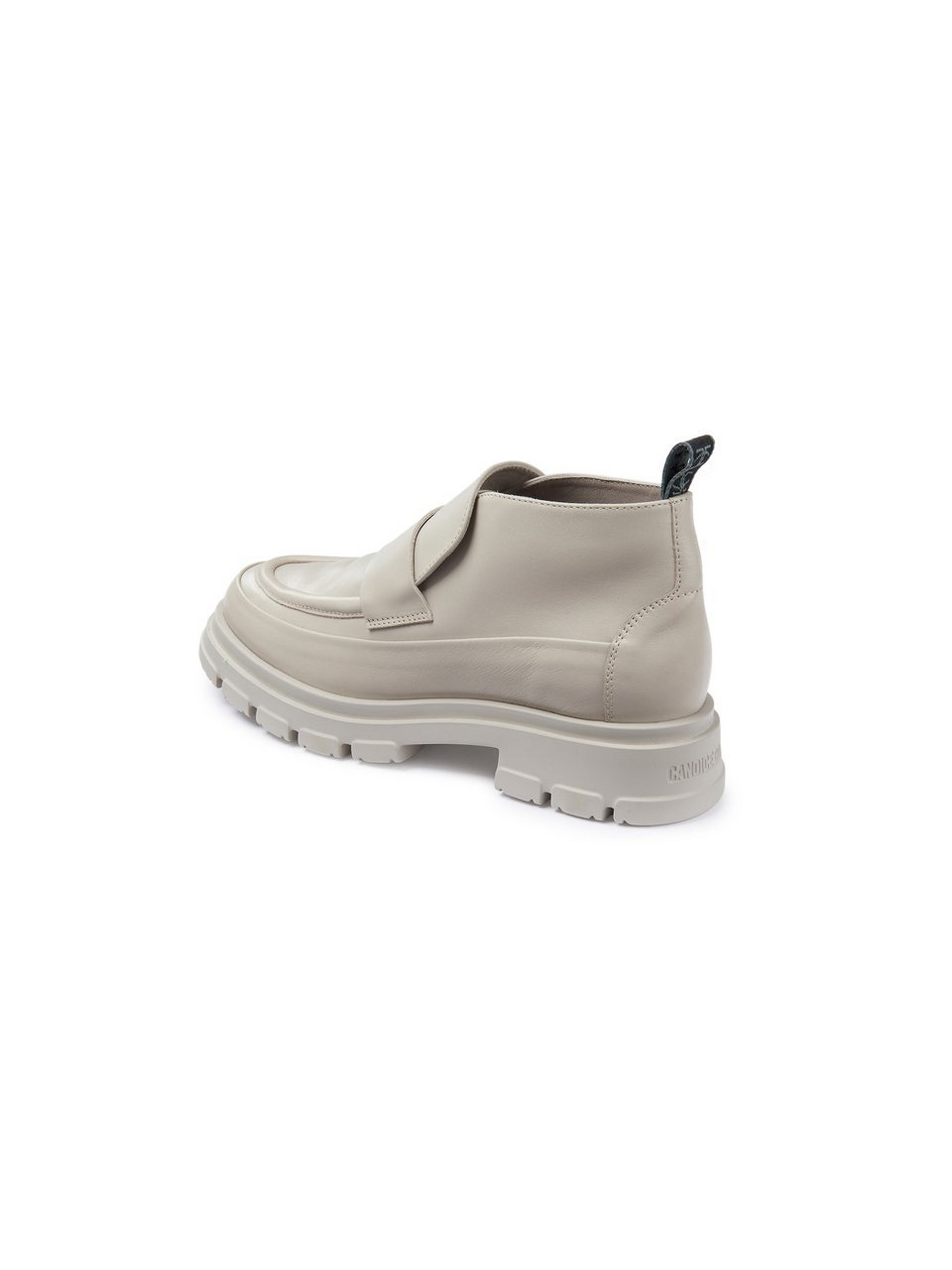 Knöchelhoher Slipper Chado
