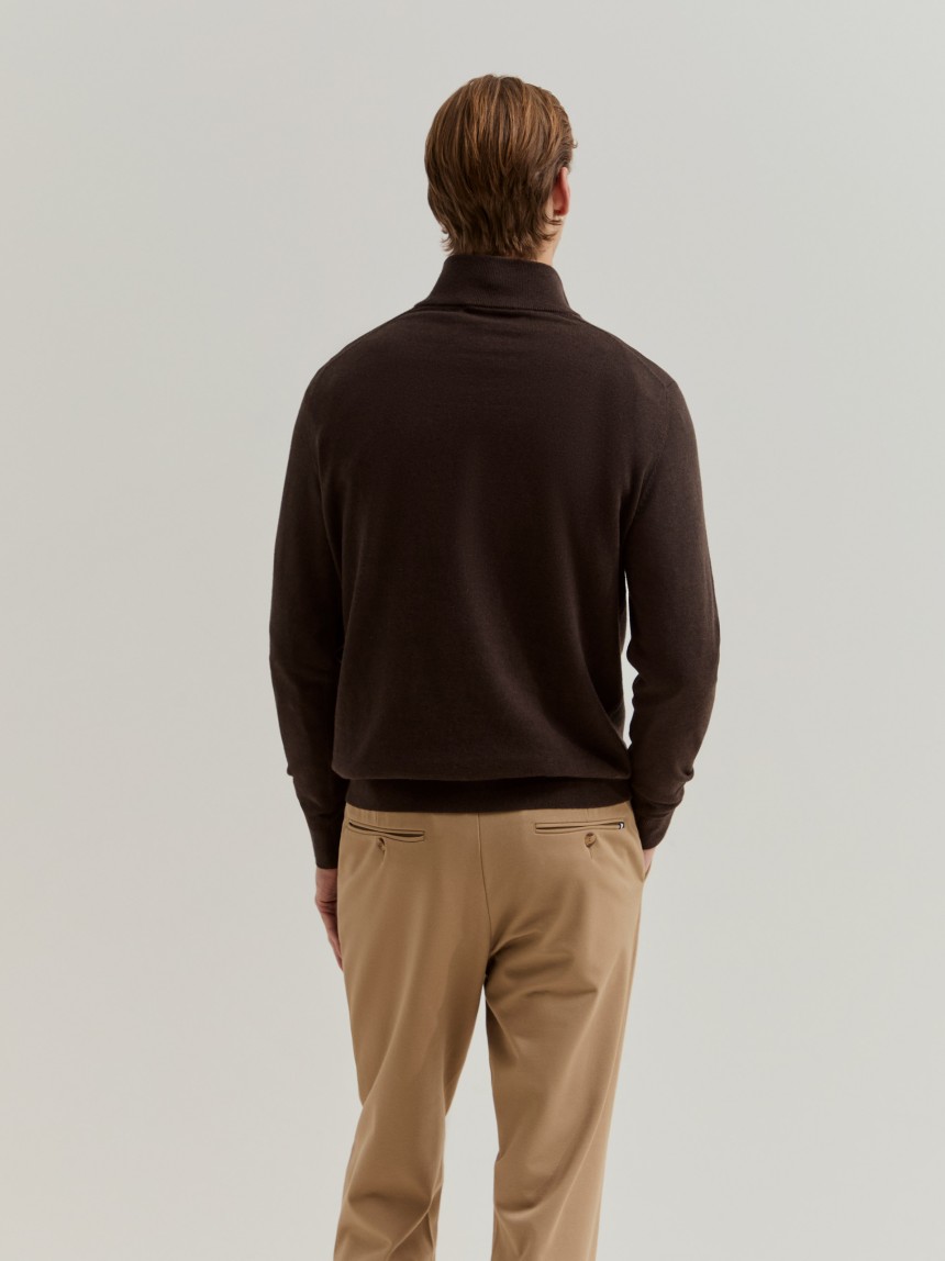 Camisola de malha com carcela