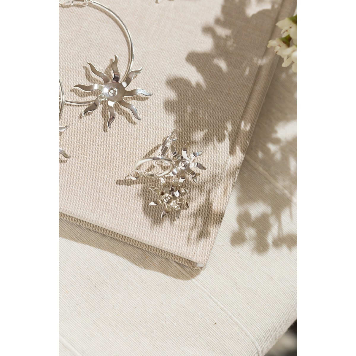 mini boucles d'oreilles créoles soleil plaqué argent - ÉOS