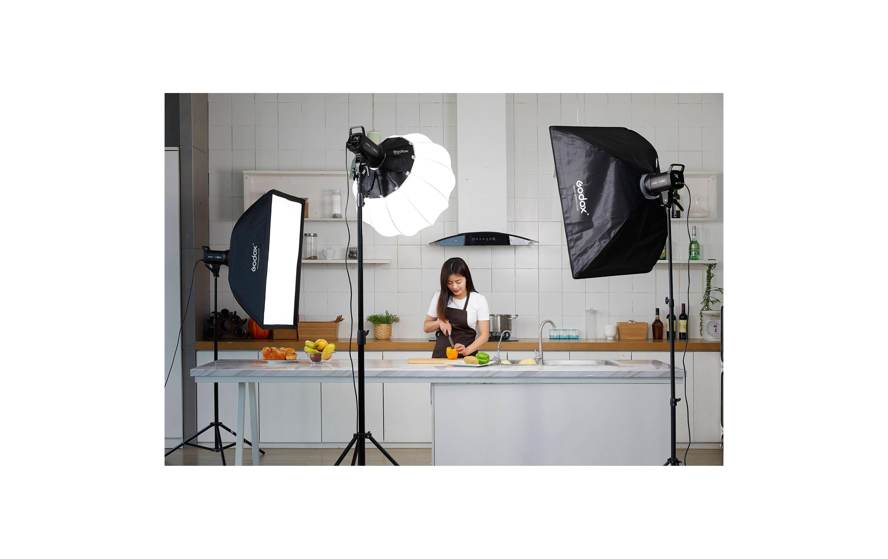 Videoleuchte SL100D<br>Helle LED Tageslicht-Leuchte in kompakter Form