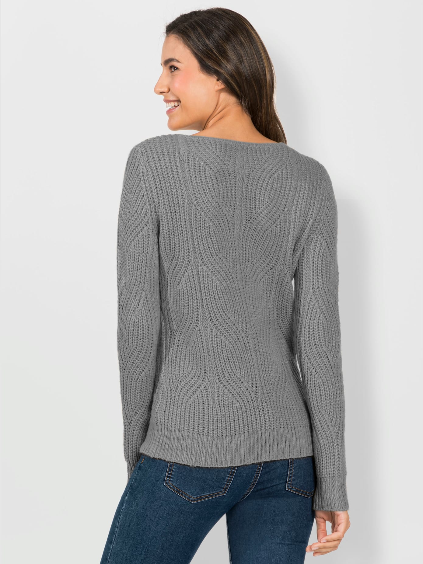 Pull en tricot entretien facile