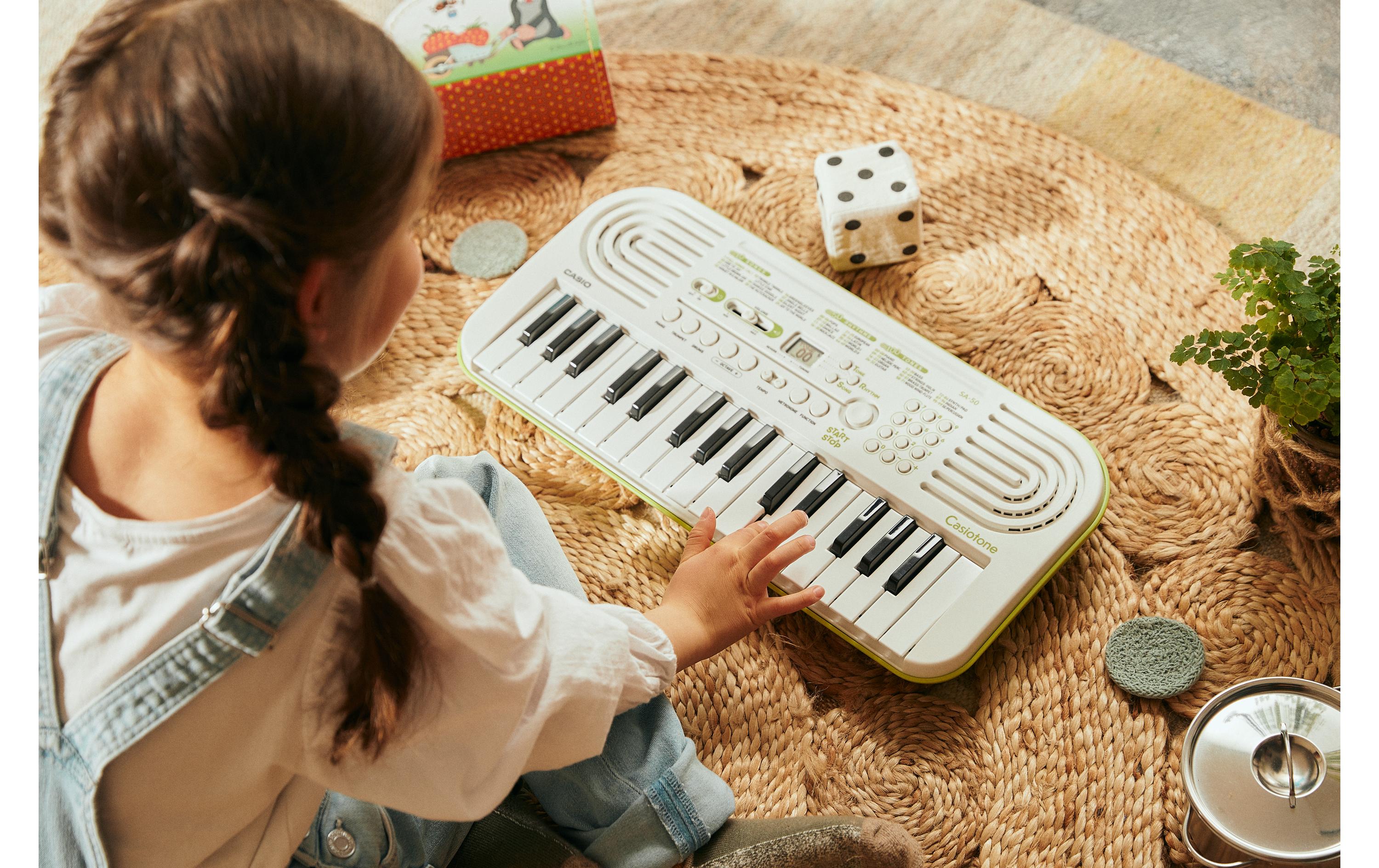 Keyboard SA-50Keyboard mit 32 Mini-Tasten und 100 Klangfarben