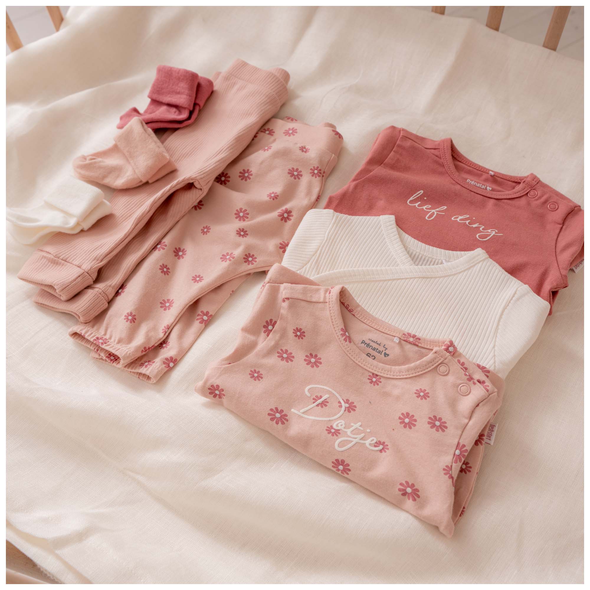 prénatal newborn shirt lange mouwen tekst roze