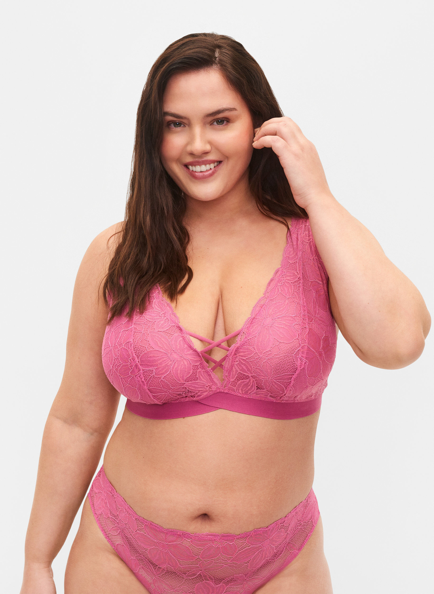 Støt Brysterne - Blonde bh med string-detaljer