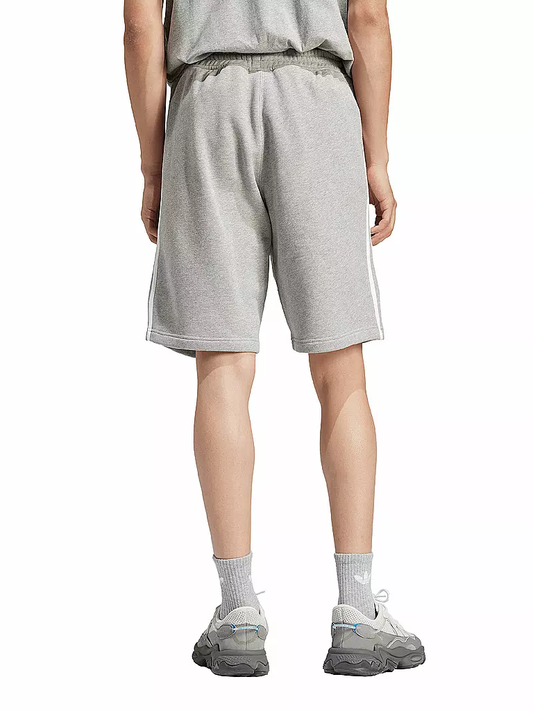 ADIDAS ORIGINALS Sweatshorts hellgrau
