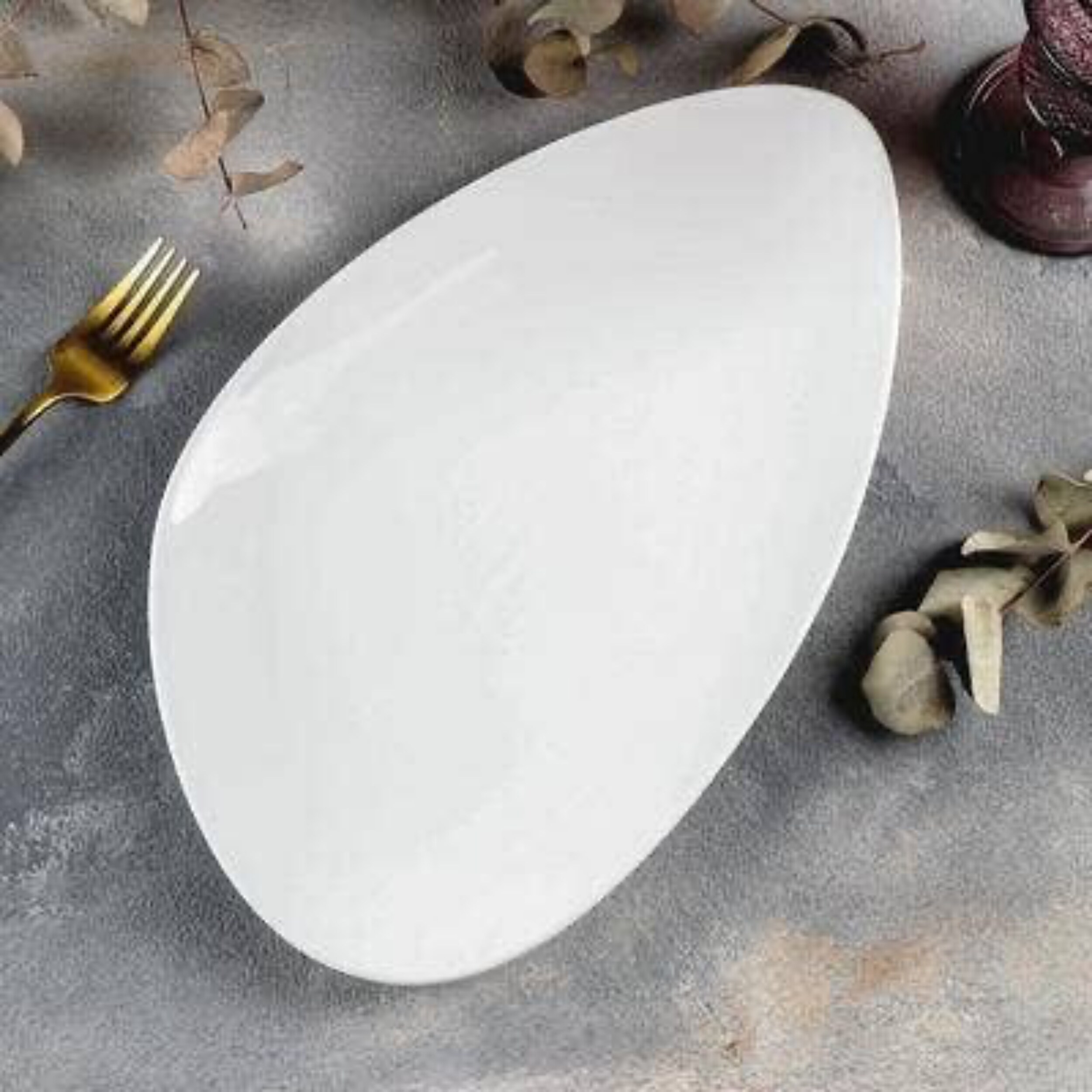 Dreieckige Schale 29 cm - 6er Set, ideal für Salate, Hauptgerichte und Desserts