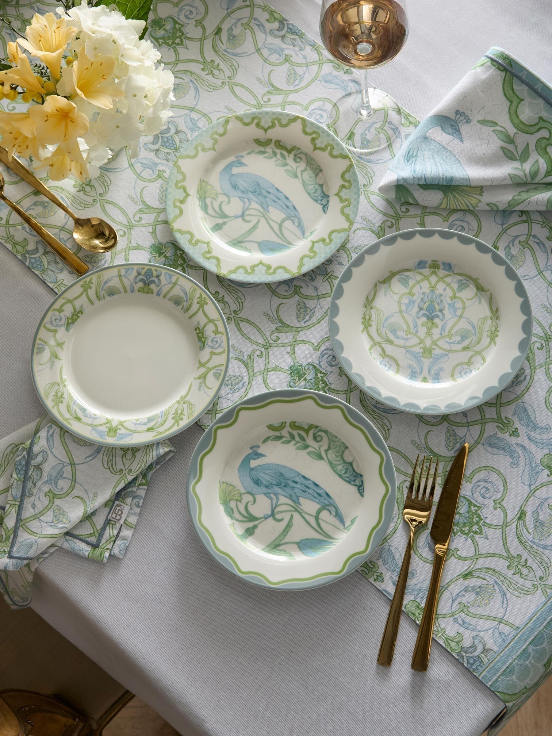 Laurence Llewelyn-Bowen Palm Court Porcelain Side Plate Set