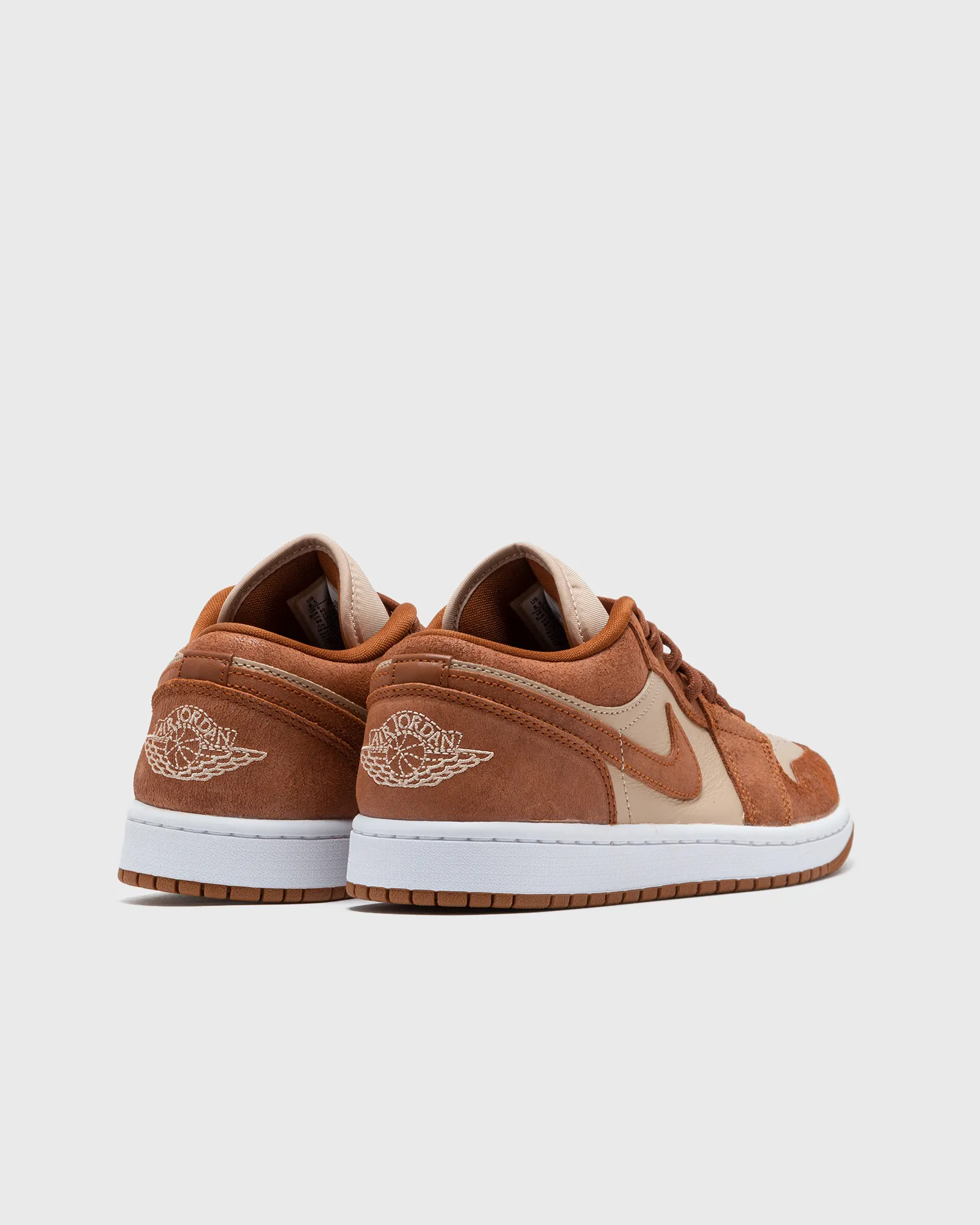 Jordan WMNS AIR JORDAN 1 LOW SE