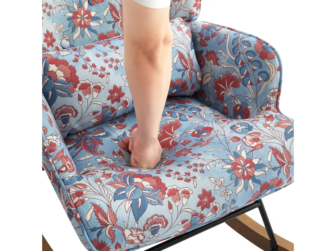 Fauteuil à bascule en velours apaisant avec cadre métallique et base en bois pour une escapade de chambre relaxante