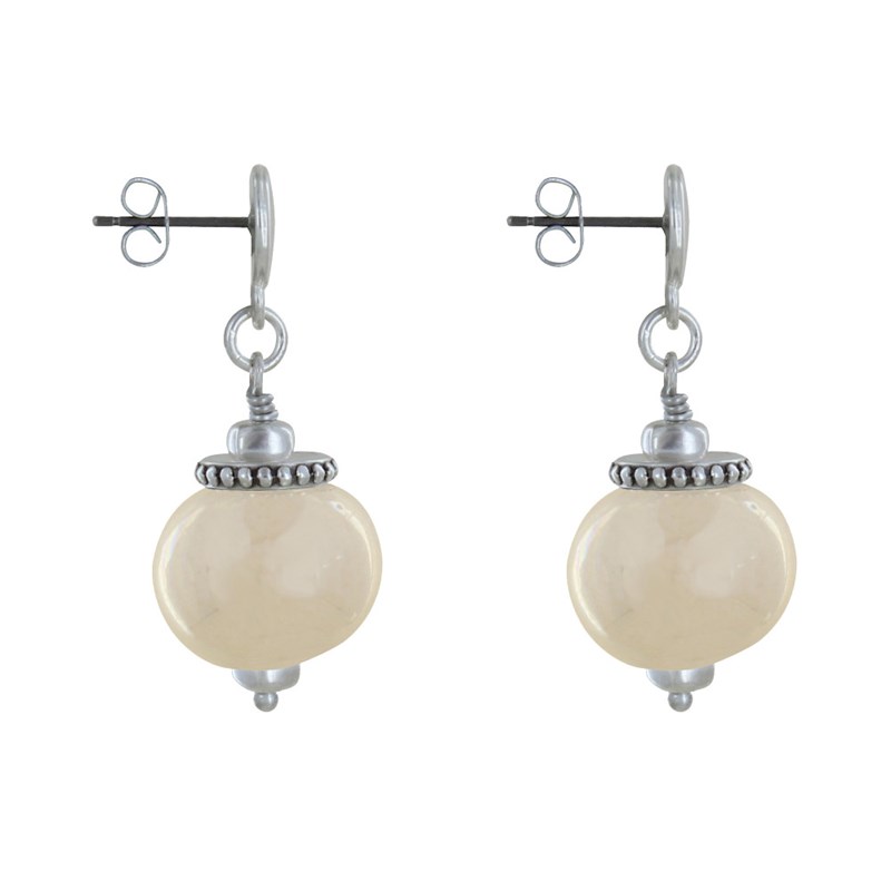 Boucles d'Oreilles Clous Métal Argenté et Grosses Perles en Céramique