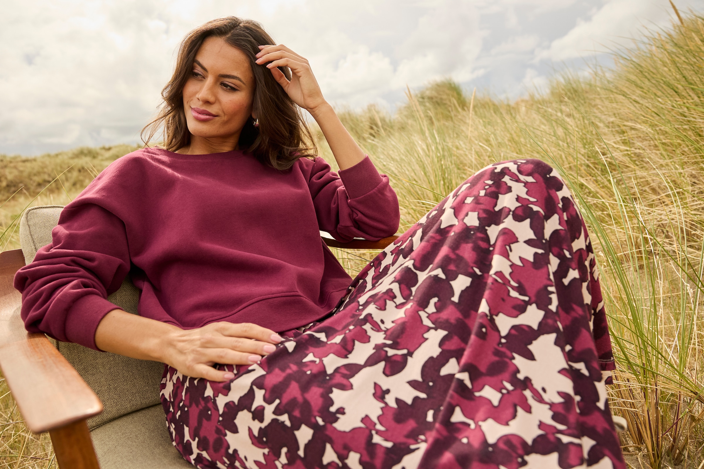 Laura Scott Strickschal , in Maxi-Grösse mit modischen Rippenabschlüssen - NEW