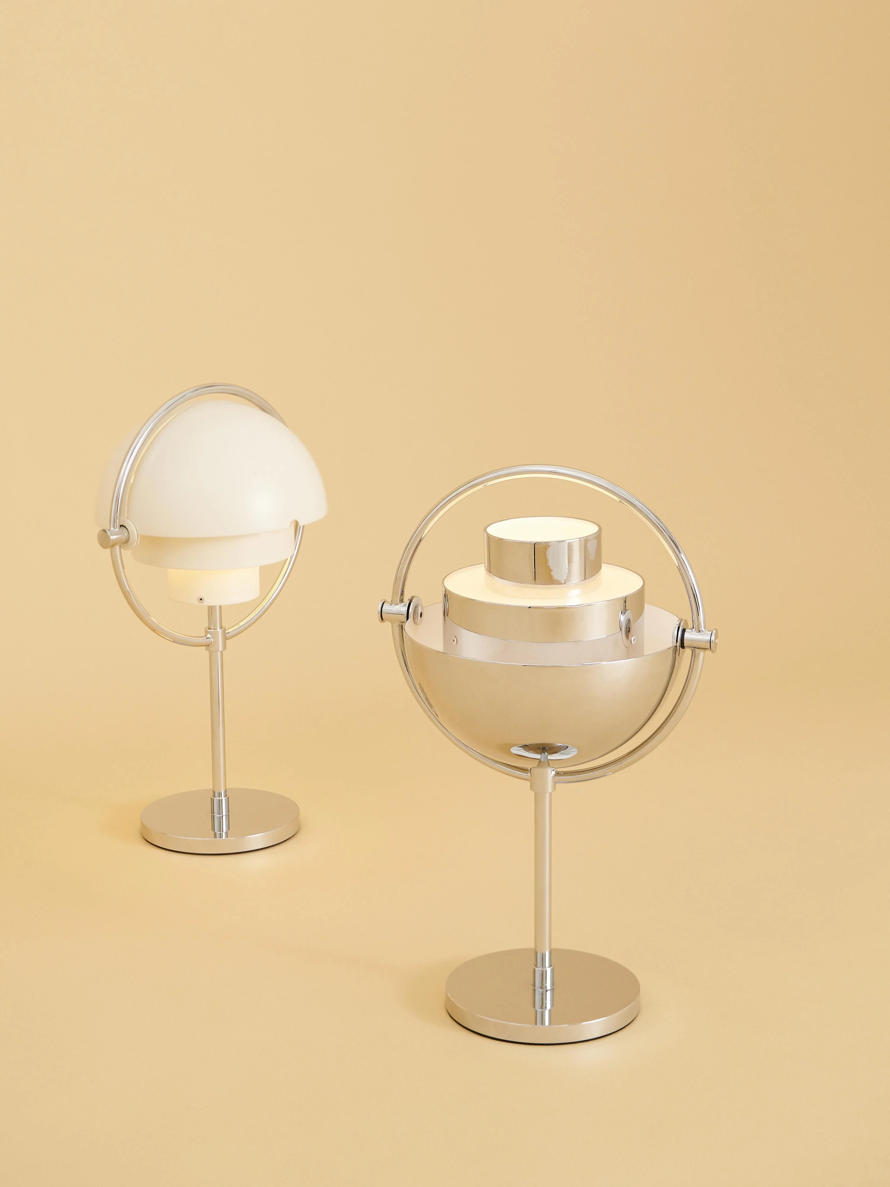 Mobiele dimbare tafellamp Multi-Lite, verstelbaar