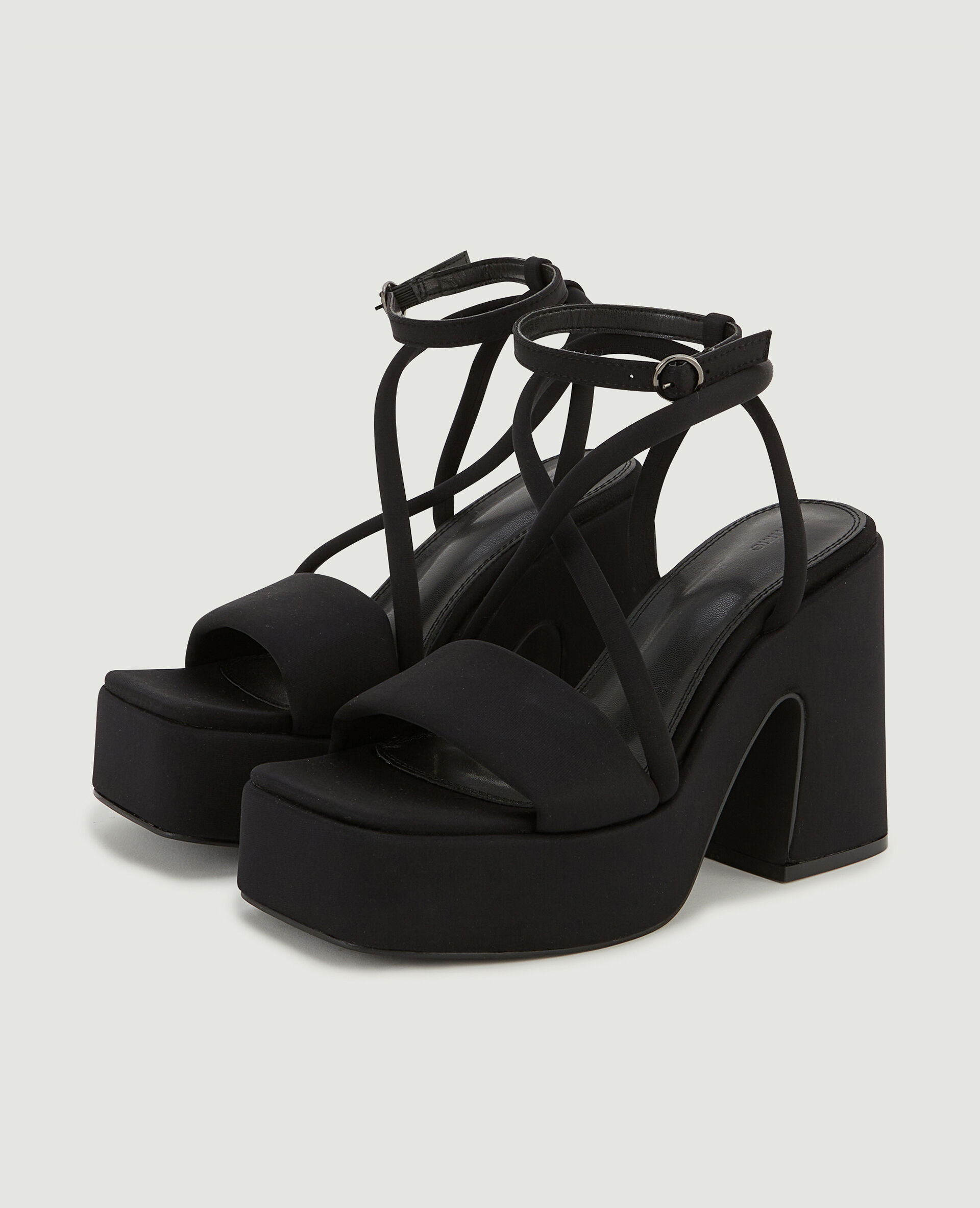 Sandales plateformes avec bride cheville - Noir
