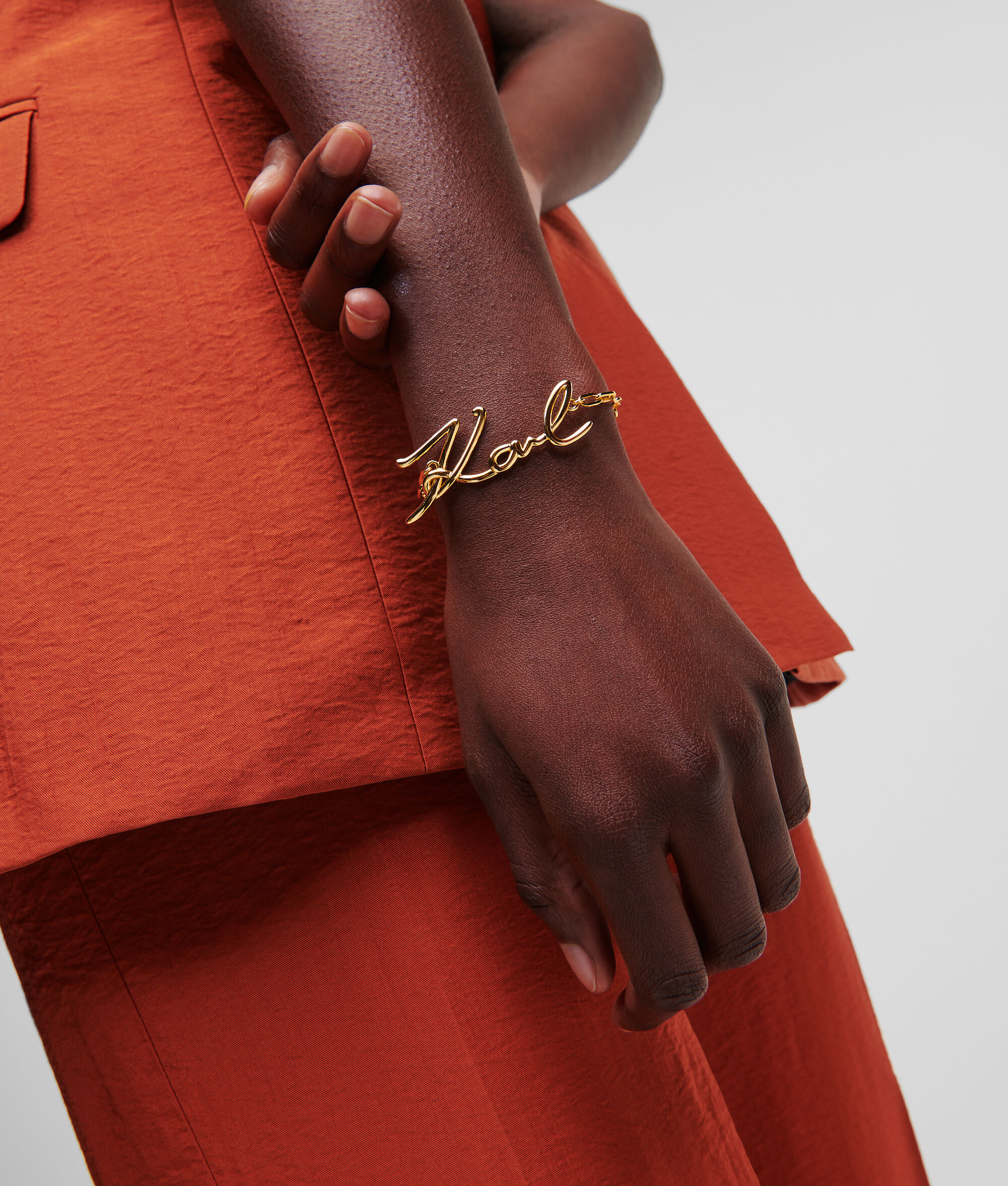 BRACELET OR K/SIGNATURE