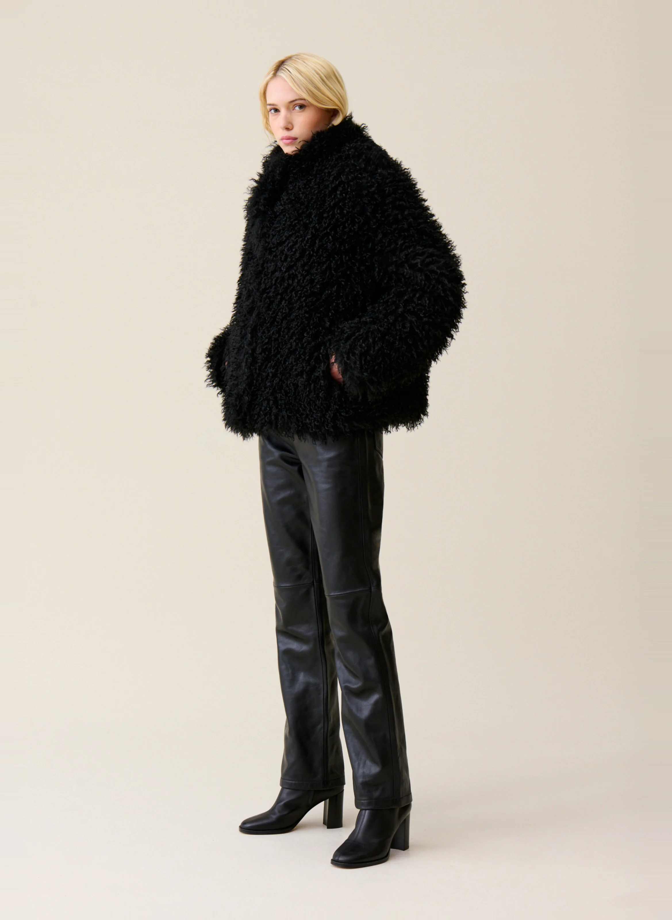 Manteau ample effet fourrure | Noir