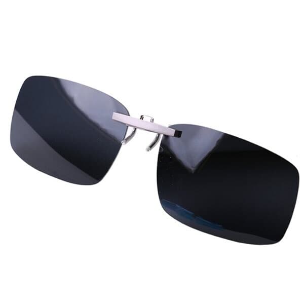 Clip-on-solbriller med UV400-beskyttelse og sort glasfarve