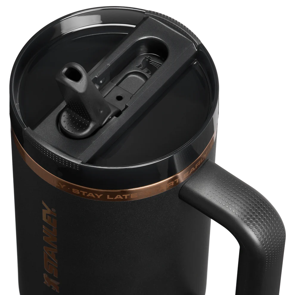 Messi x Stanley 1913 Quencher® ProTour Flip Straw Tumbler | 1.18L