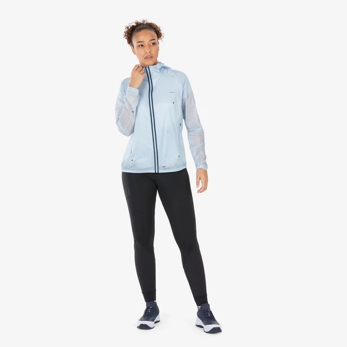 Decathlon Quechua - Jaqueta feminina leve e corta-vento Quechua MH900