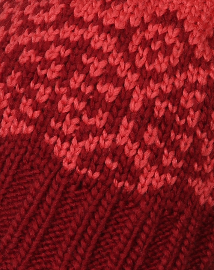 Strick-Wintermütze PEPPI mit Wolle in beet red/rose
