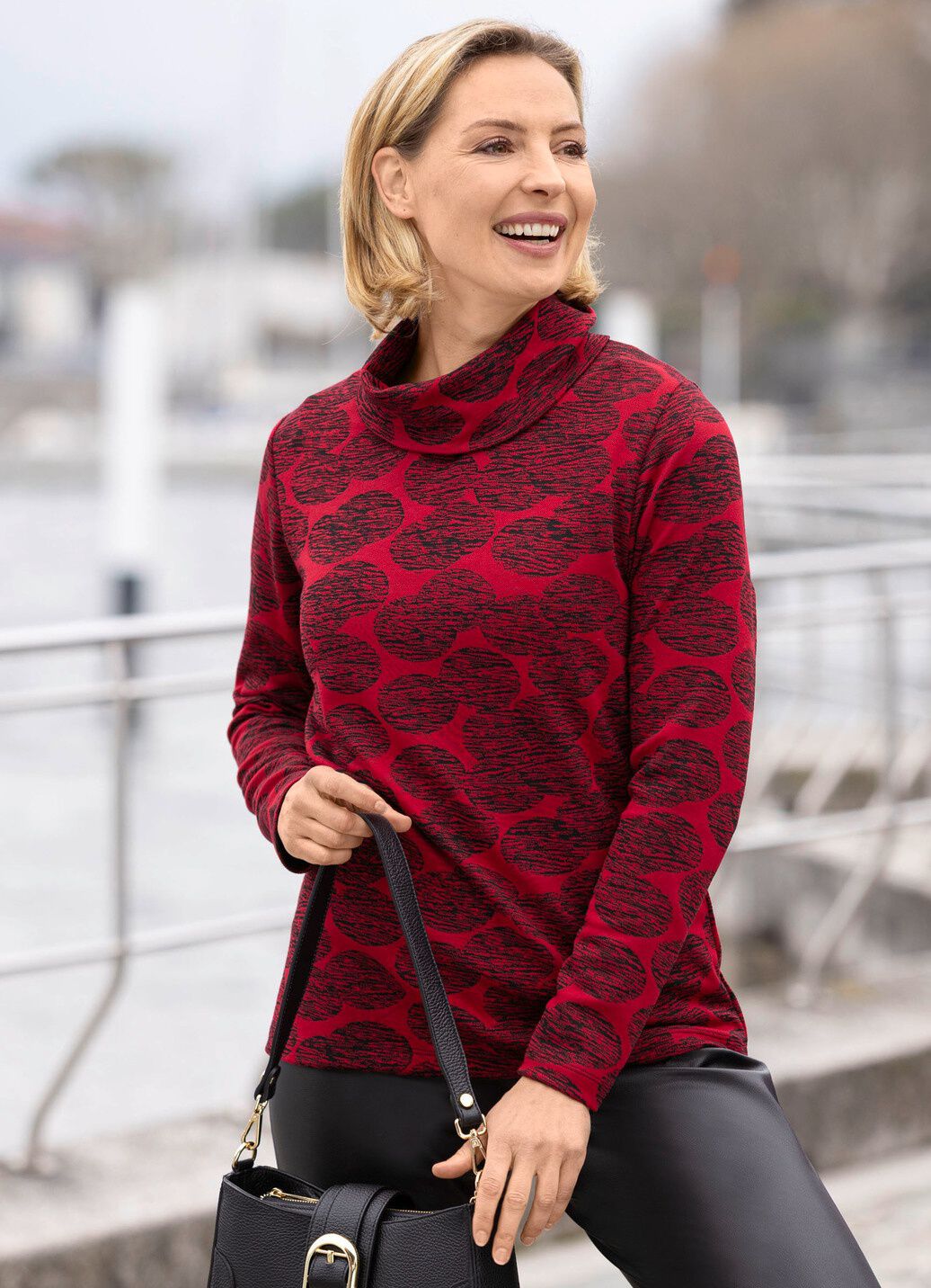 Pullover in Feinstrick