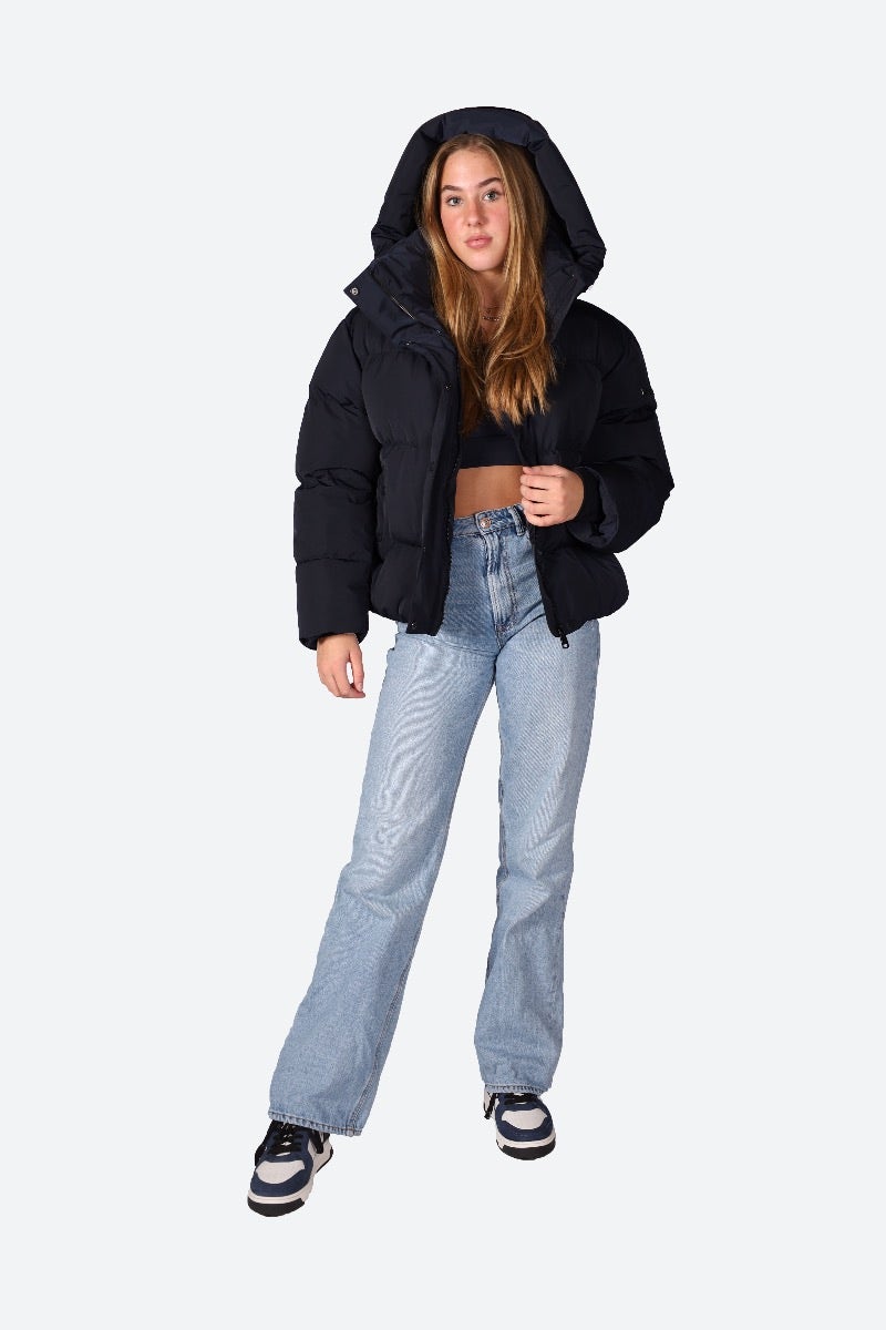 be:at:  Aurelia Lifestyle Jacket