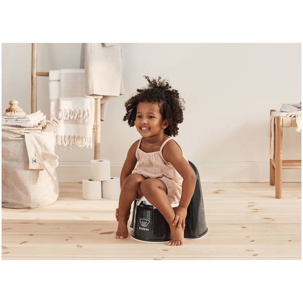 BabyBjörnBabyBjörn   Topfstuhl schwarz weiss