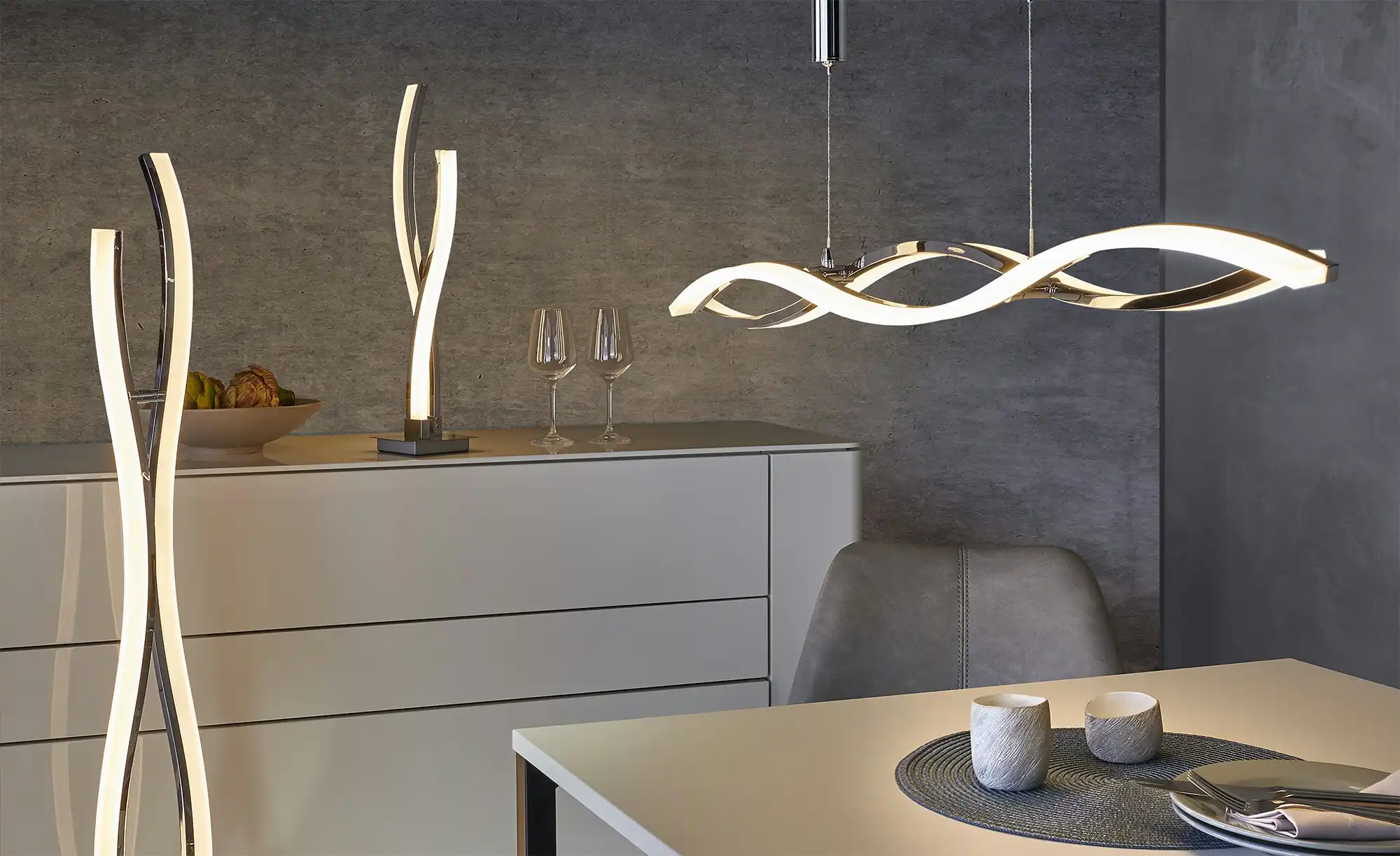 KHG LED-Stehleuchte, chrom `Wavy`
