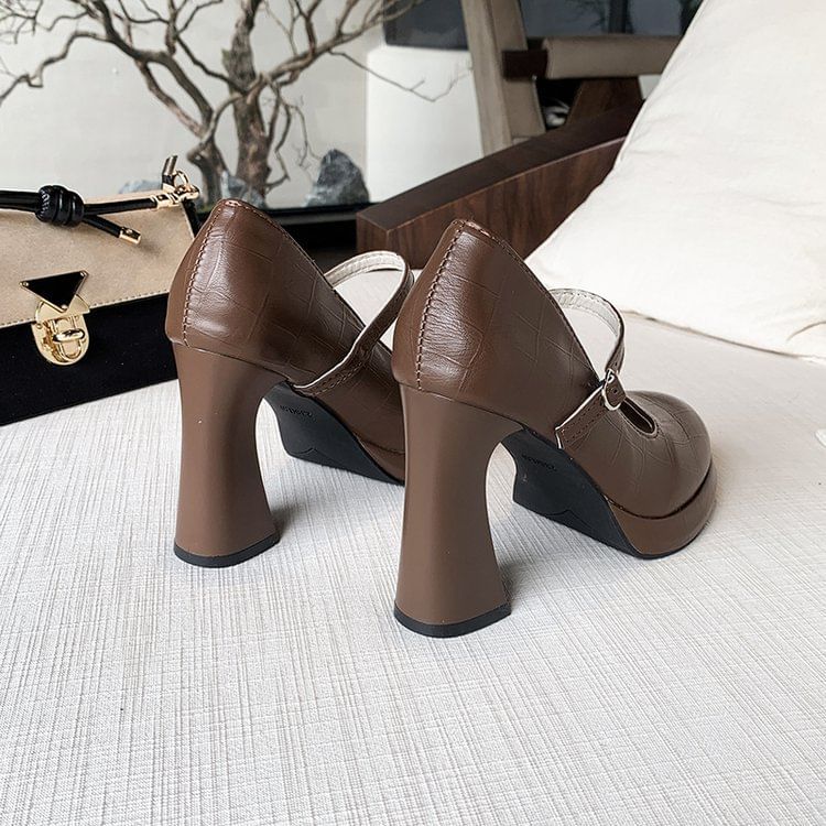 Gordong - Mary Jane pumps met plateauzool en dikke hak
