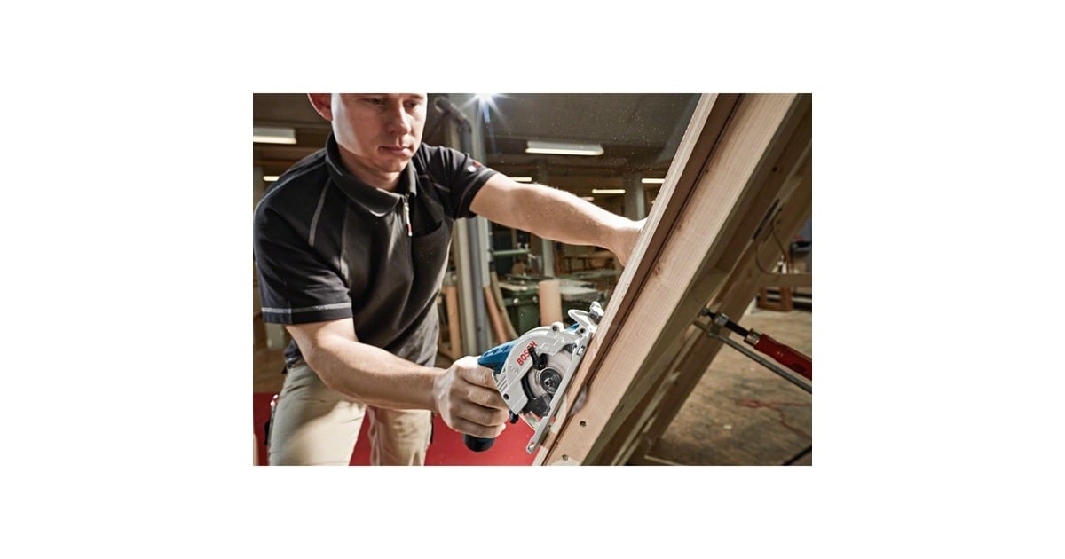 BoschGKS 12V-26 Professional Accucirkelzaag handcirkelzaag  (Blauw/zwart, L-BOXX, 2 Li-ion accu's (3,0 Ah) inbegrepen)