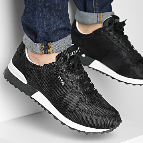 Baskets FM6PDVFAB12 Black