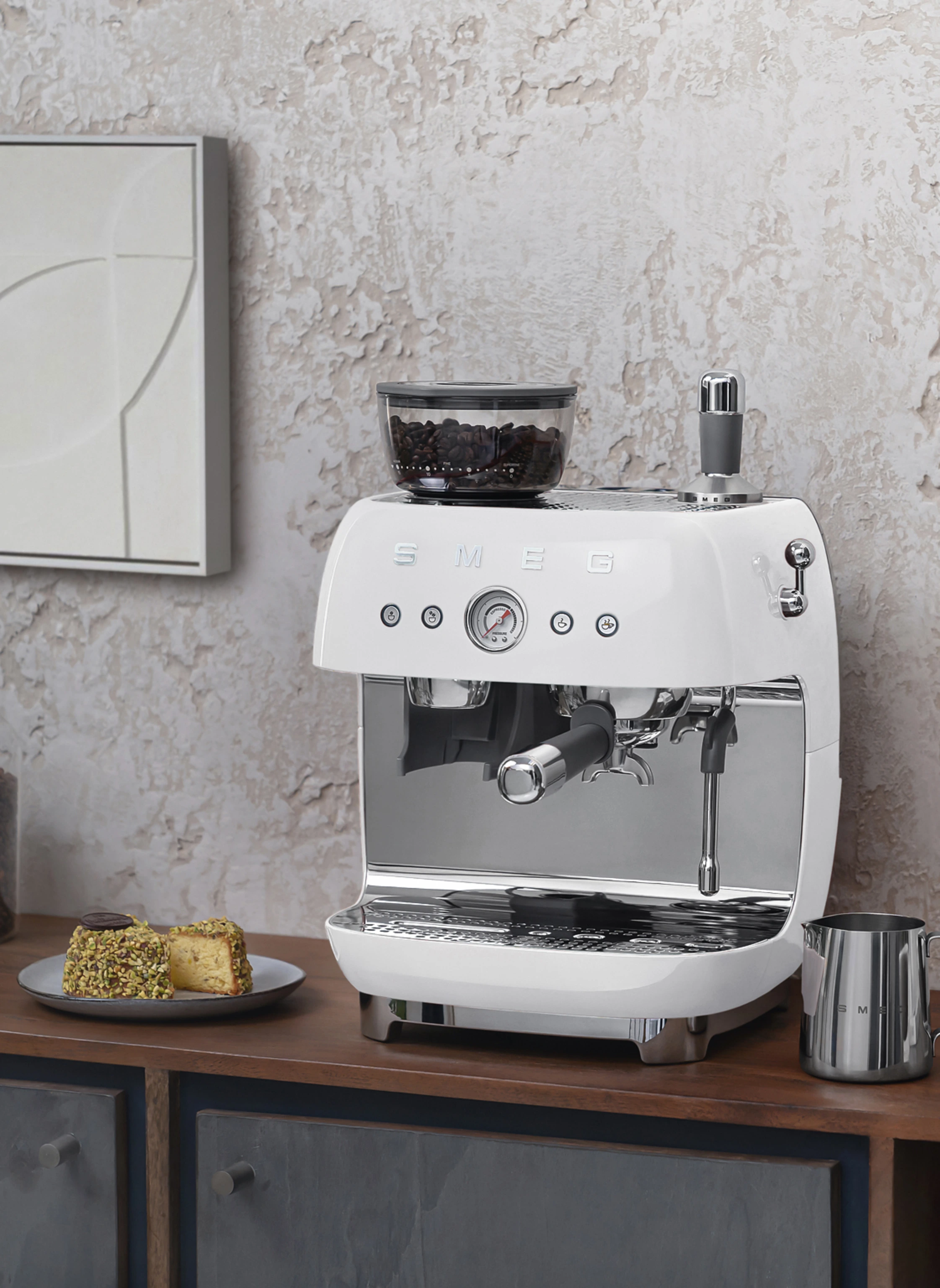 SMEG Espressomaschine ECF03 mit Kaffeemühle