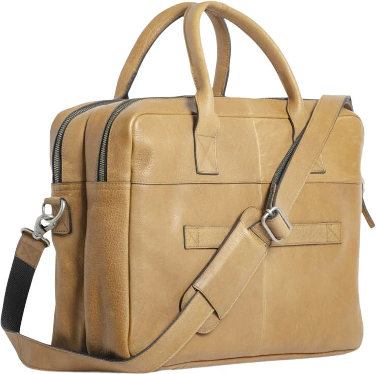 Still Nordic Clean brief 2 room 15 Light cognac