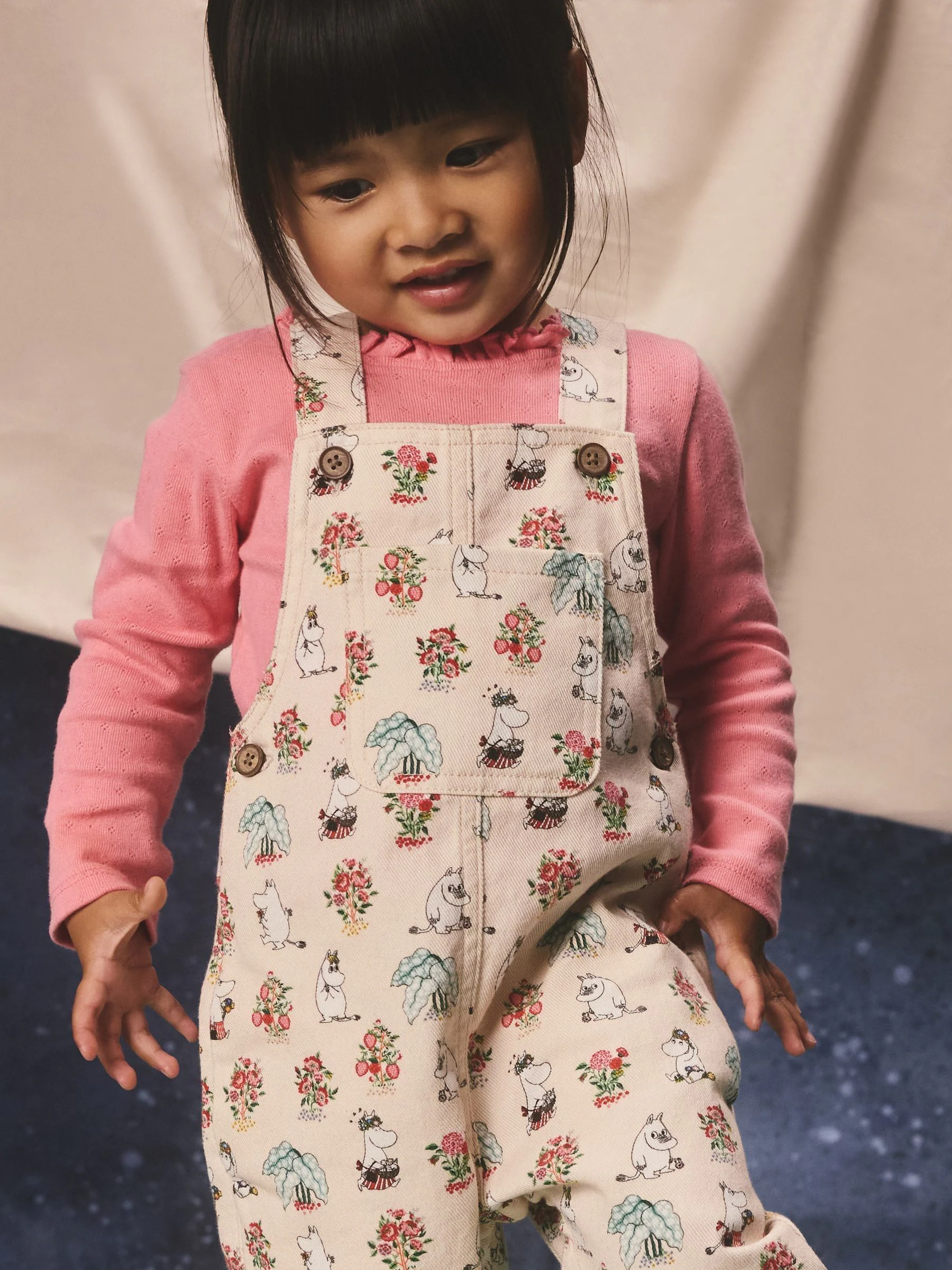 Roze - Set van tuinbroek met Moomin-print en T-shirt (3mnd -7jr)