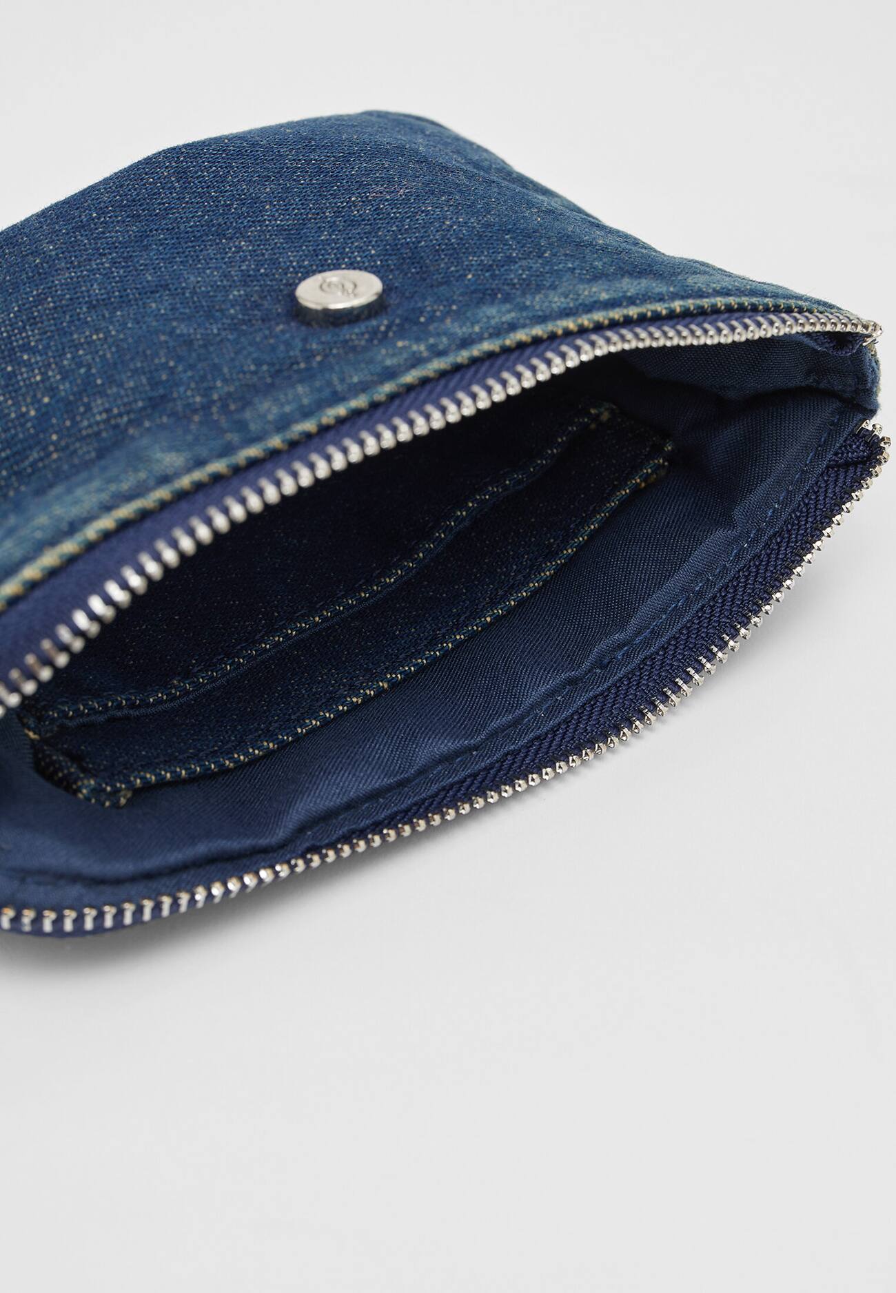 Bolsa plana de jeans
