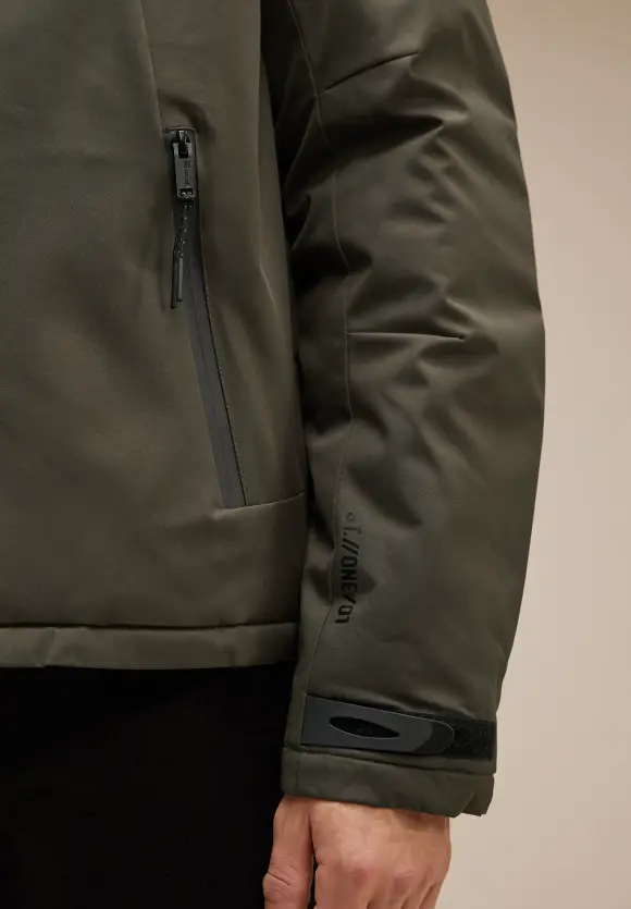 Sportive Jacke mit Kapuze - forest green