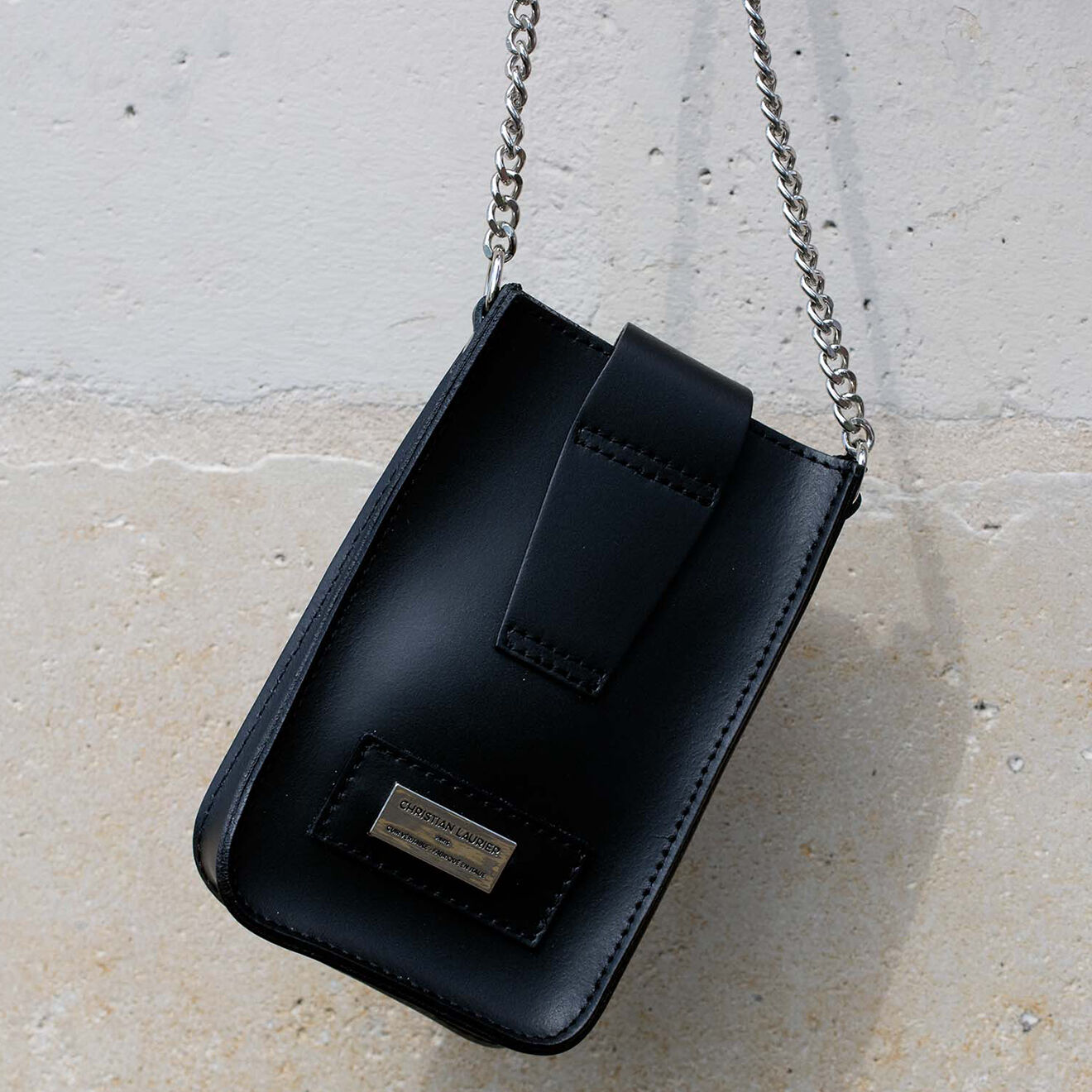 Christian Laurier Pochette téléphone en Cuir Taylor noire - 16x11.5x2.5 cm