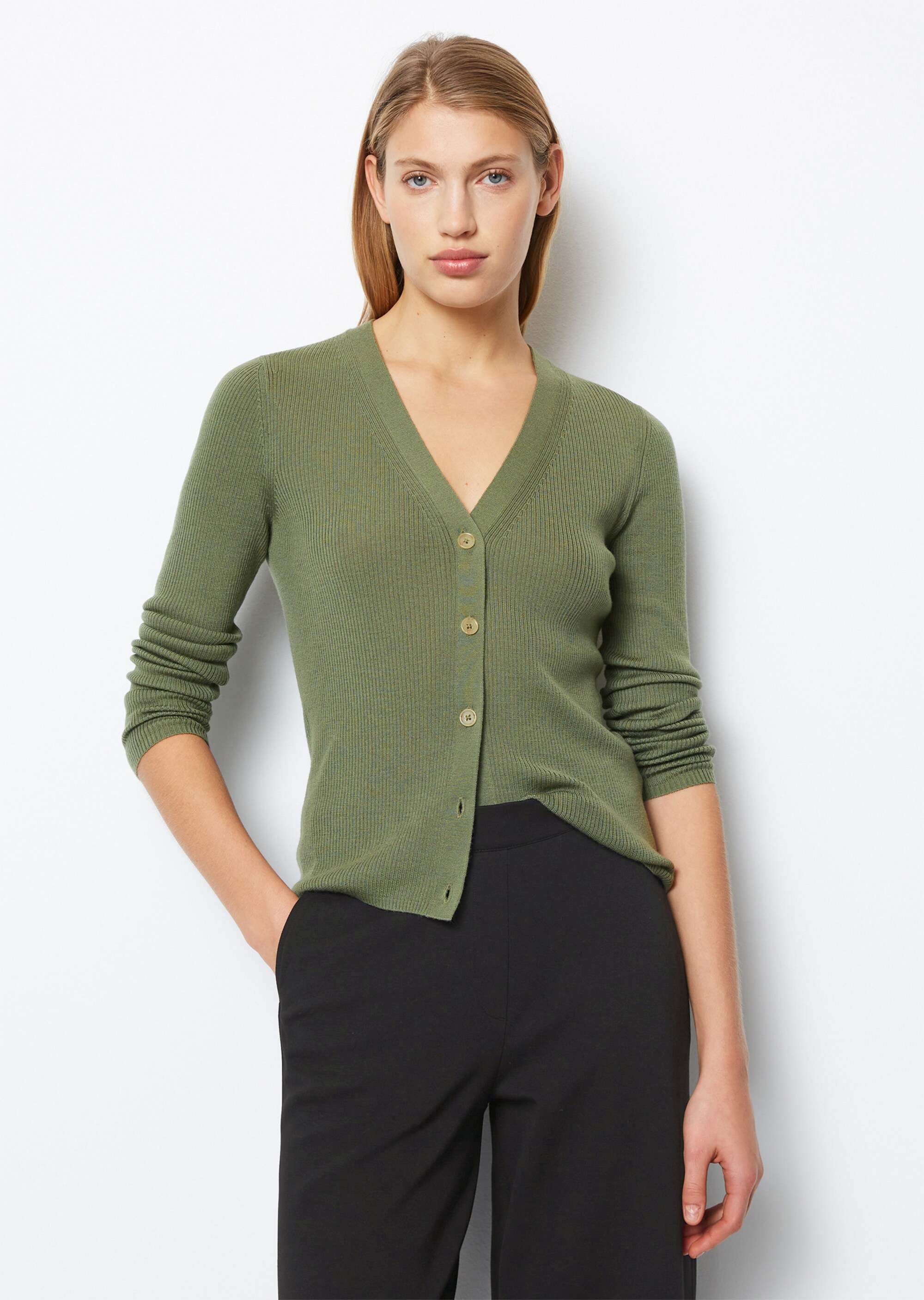 V-Neck-Cardigan slimaus softer Merinowolle