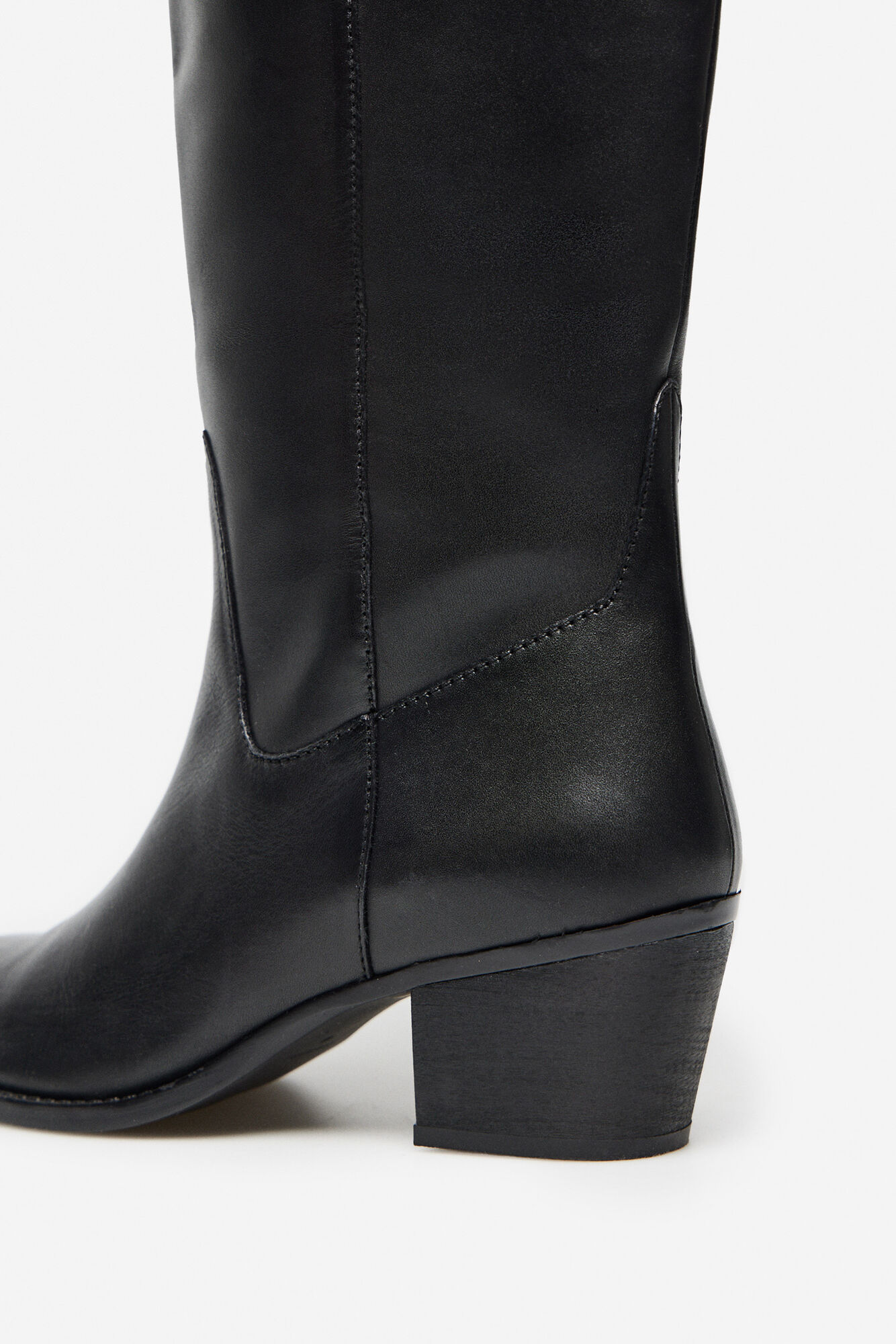 bota de couro estilo cowboy