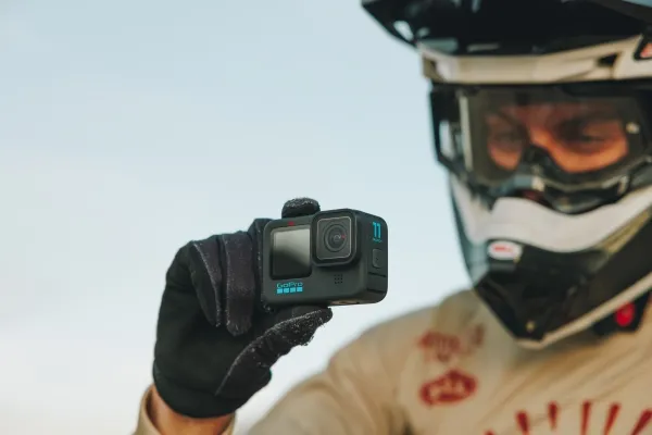 GoPro® | HERO11 Black - Action-kamera - 27 MP - 5.3K / 60 fps - 27 MP - trådløst netværk - undervands op til 10 m - sort