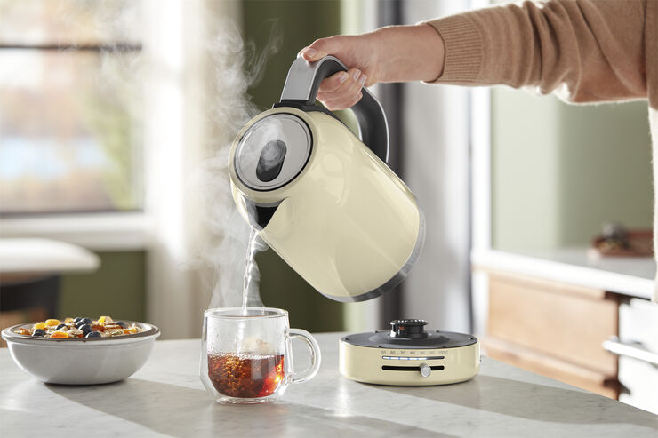 KitchenAid Elkedel 1,7 L Creme