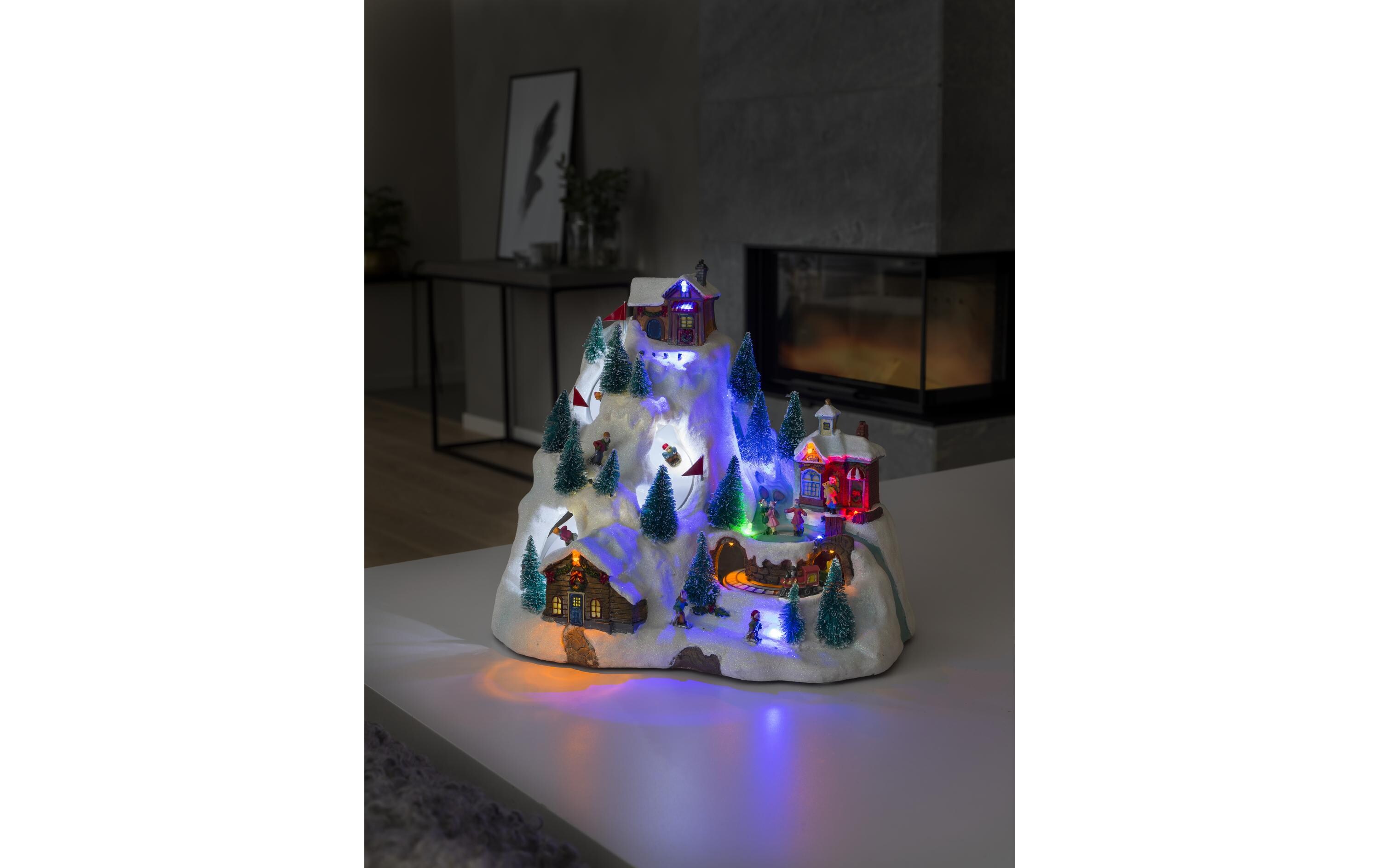 LED-Figur Szenerie Skipiste mit Animation, Mehrfarbig<br>LED Deko-Skipiste